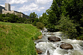 Die Fürstenburg oberhalb des Flusses Etsch, Burgeis, Obervinschgau, Alto Adige, Südtirol, Italien, Europa