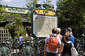 France, Paris, tourists