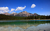 Canada, Alberta, Jasper National Park, Pyramid Mountain, Patricia Lake