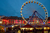 Riesenrad, Weihnachtsmarkt und Altstadt, Mülhausen, Elsass, Frankreich