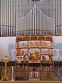 Altar inside of the Liebfrauenkirche, Church of Our Lady, Puettlingen, Saarland, Germany, Europe