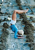 20's, 30's, adult, balance, beach, fit, healthy, mid adult, outdoor, rock, sport, stretch, woman, Yoga, young, young adult, A75-1288142, AGEFOTOSTOCK