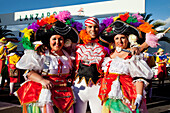 Menschen im Kostüm beim Karnevalsumzug, Arrecife, Lanzarote, Kanarische Inseln, Spanien, Europa