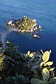 Blick von Taormina auf Isola Bella, Taormina, Ostküste, Sizilien, Italien