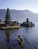 Bali, Boatman, Indonesia, Lake Bratan, Pura Ulun Da. Bali, Asia, Boatman, Bratan, Danu, Holiday, Indonesia, Lake bratan, Landmark, Pura, Temple, Tourism, Travel, Ulun, Vacation