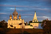 Russia, Rossiya, Vladimir Oblast, Golden Ring, Suzdal, Unesco world heritage, Fortified citadel ´kremlin´  Cathedral of the Nativity, 12th century, and domed belfry