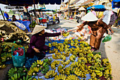 Vietnam -Nov.2009 Hoian City (W.H.) Central Market