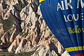 Heissluftballon, Nationalpark Göreme, UNESCO Weltnaturerbe, Kappadokien, Anatolien, Türkei