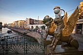 Rusia , San Petersburg City , Winged Lions on Bank Bridge, Griboyedova Canal.