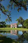 DRAYTON HALL GEORGIAN PALLADIAN MANSION CHARLESTON SOUTH CAROLINA USA