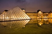 Palais du Louvre Pyramid Paris France