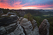 Blick von der Felsenburg Neurathen über den Wehlgrund zu den Gansfelsen, Bastei, Nationalpark Sächsische Schweiz, Elbsandsteingebirge, Sachsen, Deutschland, Europa