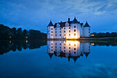 Wasserschloss Glücksburg am Abend, Flensburger Förde, Ostsee, Schleswig-Holstein, Deutschland, Europa