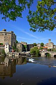France, Loire Atlantique, Clisson, Castle and old bridge, ruins