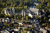 France, Maine et Loire (49), Montreuil-Bellay, village bordered by the river Thouet, located in the heart of the Regional Natural Park Loire-Anjou-Touraine, the castle and college Historical Monument, (aerial view)
