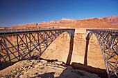 Navajo Bridge über den Colorado River, Marble Canyon, Vermilion Cliffs, Arizona, USA, Amerika