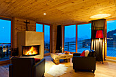 Interior view of BergeLodge in the evening, luxurious, romantic hideaway in Nesselwang 1500 m above sea level on the Alpspitze, Allgaeu, Bavaria, Europe
