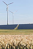 Wind farm and solar field along the A 14 near Bockelwitz, alternative power, Saxony, Germany
