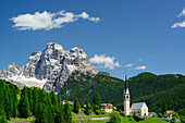 Selva di Cadore mit Monte Pelmo, Salva di Cadore, Dolomiten, UNESCO Weltnaturerbe Dolomiten, Venetien, Italien
