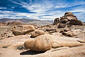 USA, California, Eastern Sierra Nevada Area, Lone Pine, landscape of the Alabama Hills