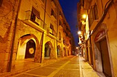 Arcades at Merceria street. Tarragona old town, Catalonia, Spain.