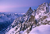 Aosta valley, Val d' Aosta in the Mont Blanc mountain range at sunrise, Aiguille Blanche de Peuterey, Gugliermina (3891m), Les Dames, Anglaises, Aiguille Noire de Peuterey, Italy, France