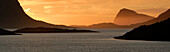 Berg Hoven beim Sonnenuntergang, Gymsoya, Lofoten, Norwegen