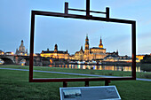 Canaletto-Blick auf die Altstadt in der Abenddämmerung, Dresden, Sachsen, Deutschland, Europa