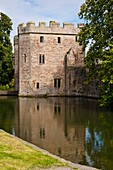 Bishop’s Palace and moat, Wells, Somerset, England