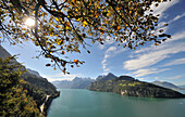 Blick über Brunnen auf Urnersee und Vierwaldstättersee, Kanton Schwyz, Zentralschweiz, Schweiz, Europa