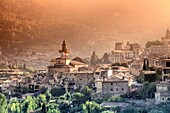 Spain, Balearic Islands, Mallorca, Valldemossa Mountain Village