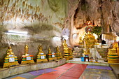 Thailand, Khao Yoi Buddhist Cave Temple, Buddha statues inside