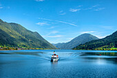 Weissensee with tourists boat, Techendorf, Gailtaler Alps, Carinthia, Austria