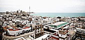 Blick über die Dächer von Cadiz, Hafenstadt am Atlantischen Ozean, Region Cadiz, Andalusien, Spanien