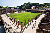 Palästra, Antike Stadt Pompeji, Golf von Neapel, Kampanien, Italien, Europa
