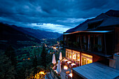 Hotel Haus Hirt am Abend, Blick ins Tal, Bad Gastein, St. Johann im Pongau, Salzburg, Österreich