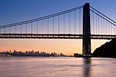 GEORGE WASHINGTON BRIDGE HUDSON RIVER MANHATTAN NEW YORK CITY USA