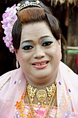 A nat-kadaw  medium  The biggest Nat ritual is held in Taungbyon, about twenty kilometers north of Wagung, in august, for six days including the full moon of Wagung  During a nat pwè, festival, during which nats are propitiated, nat-kadaws dance and embod
