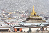China, Gansu, Amdo, Xiahe, Monastery of Labrang Labuleng Si, Gongtang chorten under the snow