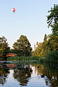 Teich im Johannapark, Leipzig, Sachsen, Deutschland