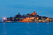 Golfo di Talamone, Talamone with fortress at night, Mediterranean Sea, province of Grosseto, Tuscany, Italy, Europe