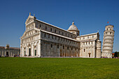 Duomo, cathedral, campanile, bell tower, Torre pendente, leaning tower, Piazza dei Miracoli, square of miracles, Piazza del Duomo, Cathedral Square, UNESCO World Heritage Site, Pisa, Tuscany, Italy, Europe