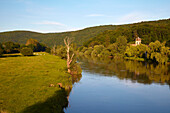 Doubs mit Chaleze, Doubs, Region Franche-Comte, Frankreich, Europa