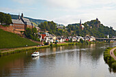 Blick auf Saarburg an der Saar, Rheinland-Pfalz, Deutschland, Europa