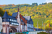 Historic bridge gate, Jugendstil, Trarbach, Traben-Trarbach, Mosel, Rhineland-Palatinate, Germany, Europe