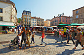 Flea market at Place des Vosges, Epinal, Mosel, Dept. Vosges, Region Alsace-Lorraine, France, Europe