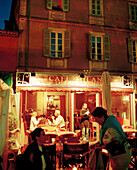 FRANCE, people dining at Cafe Milano, Saint Tropez