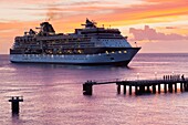 Dominica, Roseau, cruiseship, dusk