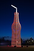 USA, Oklahoma, Arcada, Pops, modern Route 66 attraction and store selling over 600 varieties of soda pop, pop bottle sculpture, dawn