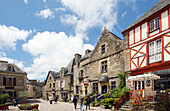 France, Brittany, Morbihan, Rochefort en Terre, downtown, Plaza du Puits